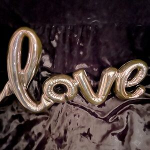 Pink Metallic LOVE Display